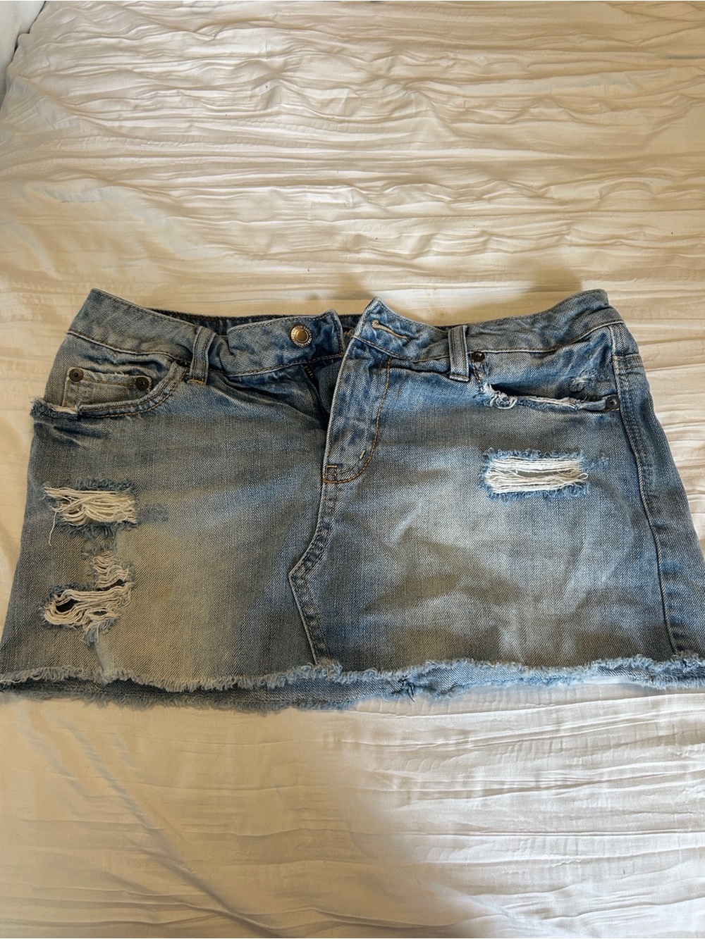 American Eagle Outfitters Light Blue Distressed Denim Mini Skirt